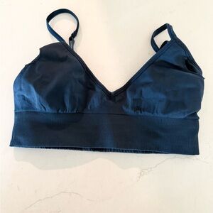 Lululemon blue sports bra 6
